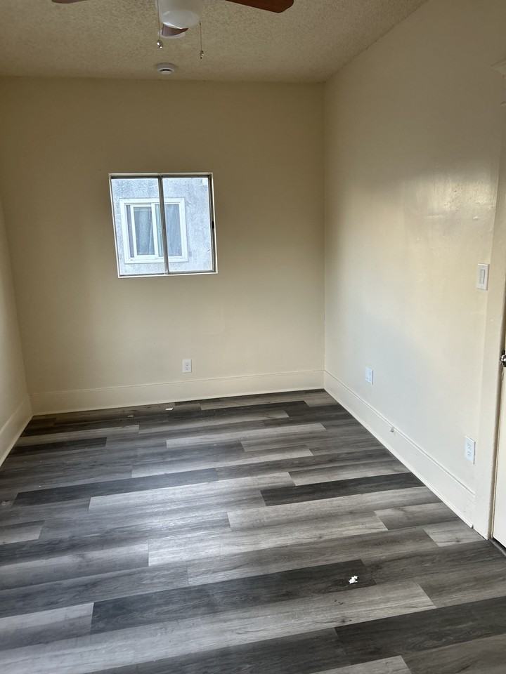 792 East 47th Street #3 - Photo 4 of 10