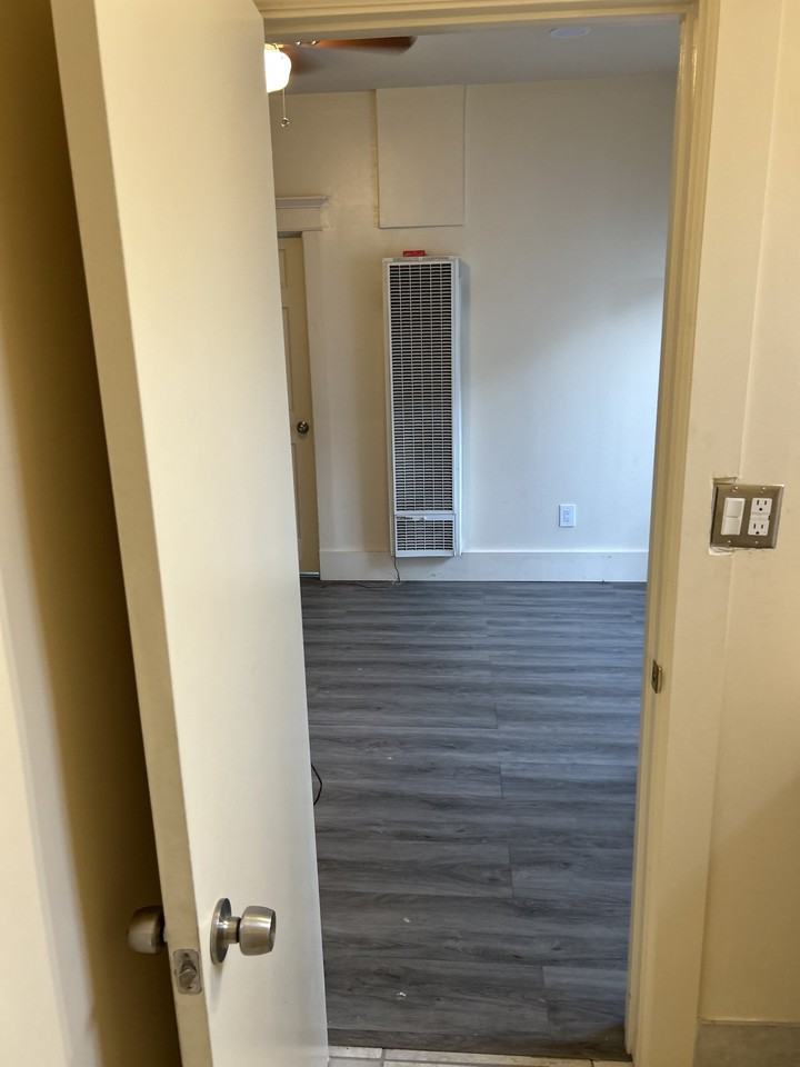 792 East 47th Street #3 - Photo 7 of 10