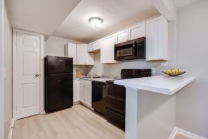 featured image of 300 Courtland Dr
