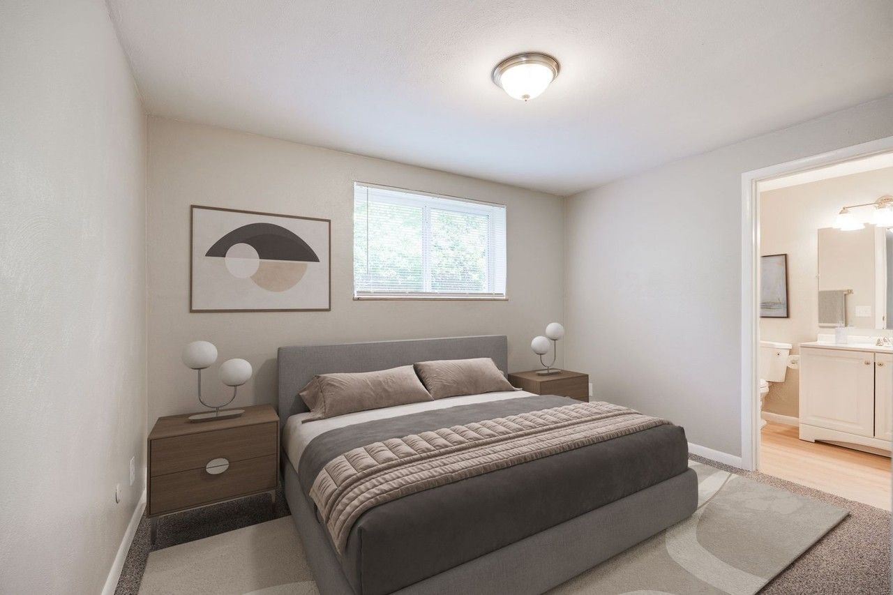 Monroe Terrace Apartments - Photo 6 of 27