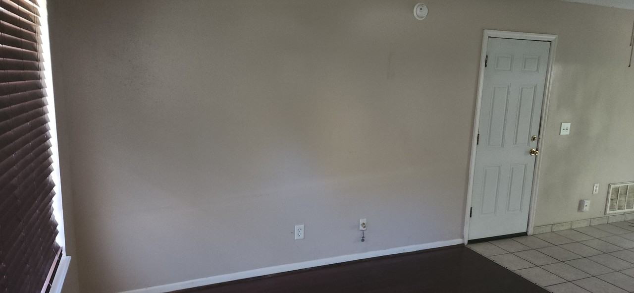 4405 Royal St - Photo 4 of 14