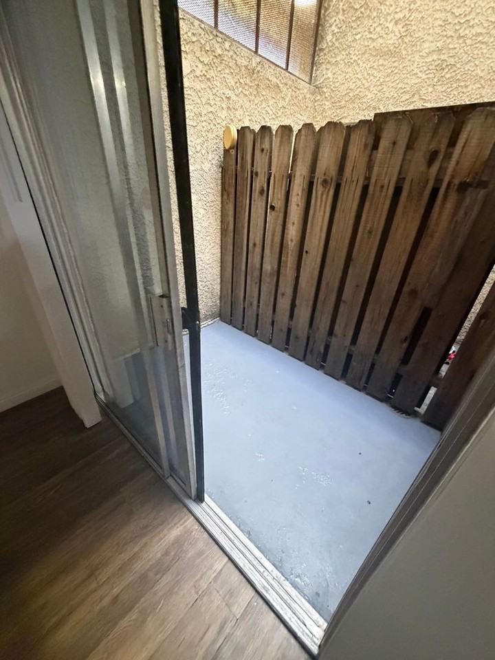 4124 Eagle Rock Blvd - Photo 7 of 15