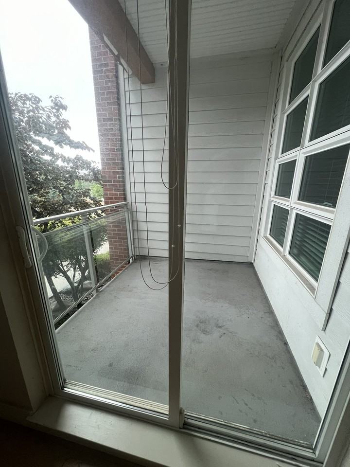 200 Salter St - Photo 6 of 9