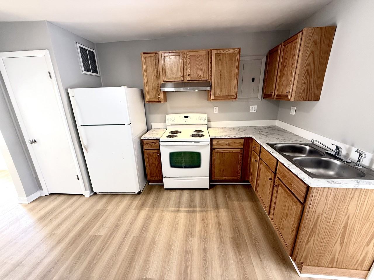 1141 S Calumet St #1 - Photo 2 of 9