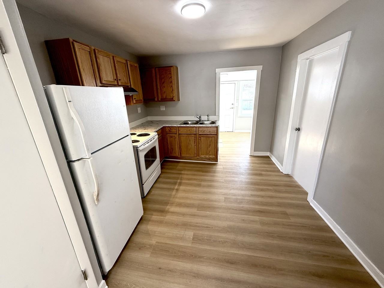 1141 S Calumet St #1 - Photo 4 of 9