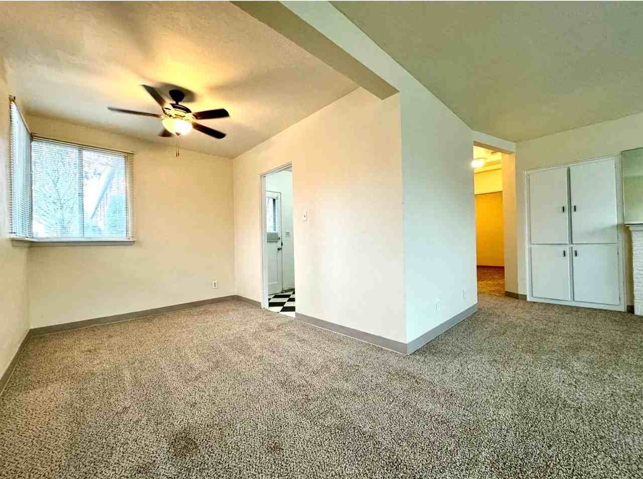 5109 E Burnside St 1-8 - Photo 4 of 27