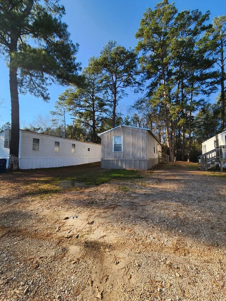 Hudson Haven Estates MH Park - Photo 2 of 33