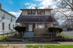 featured image of 1103 Reservoir St #1