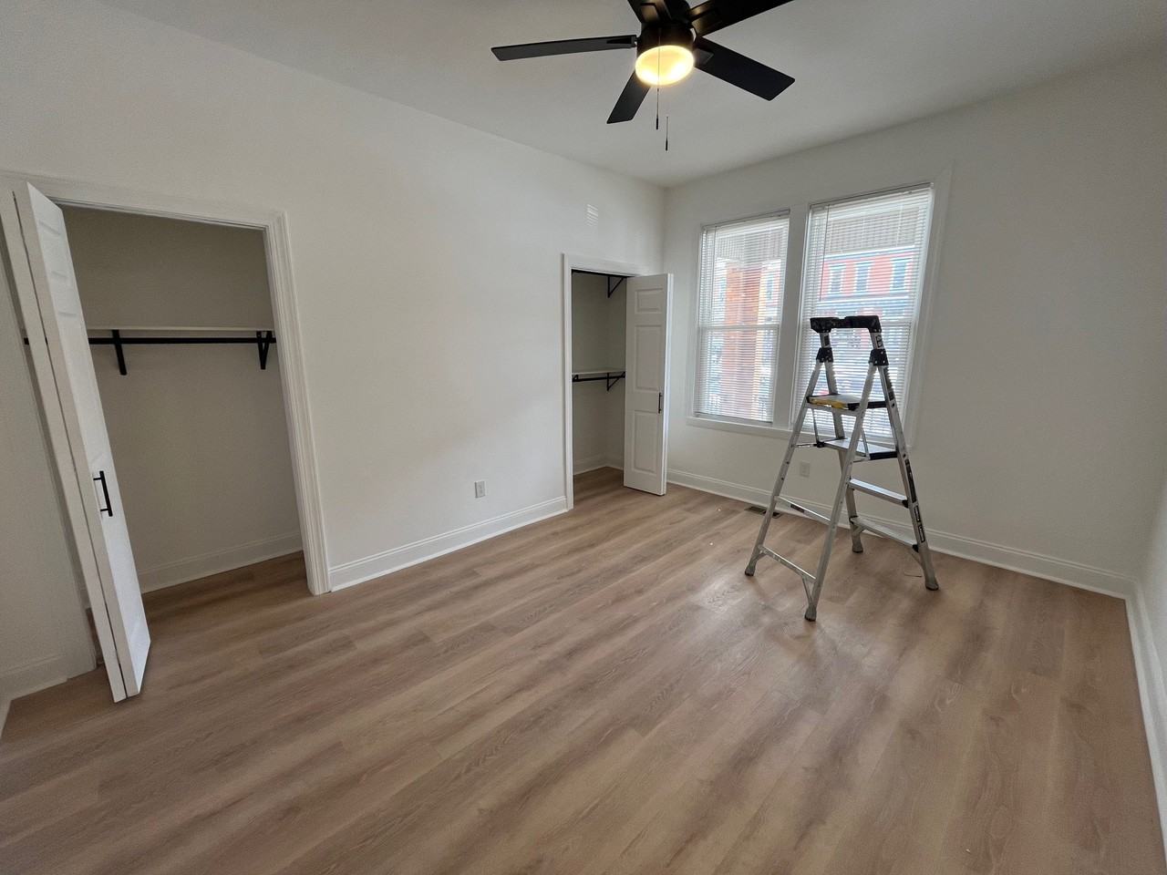 1115 N Euclid Ave #1 - Photo 3 of 18