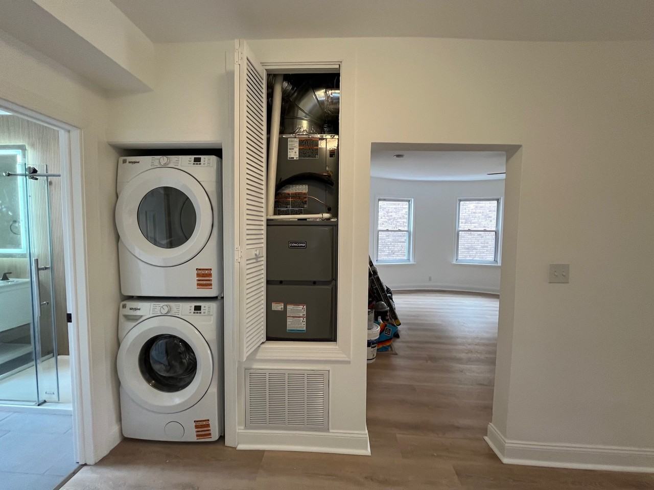 1115 N Euclid Ave #2 - Photo 3 of 34