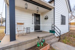 featured image of 2529 Bott Ave #1
