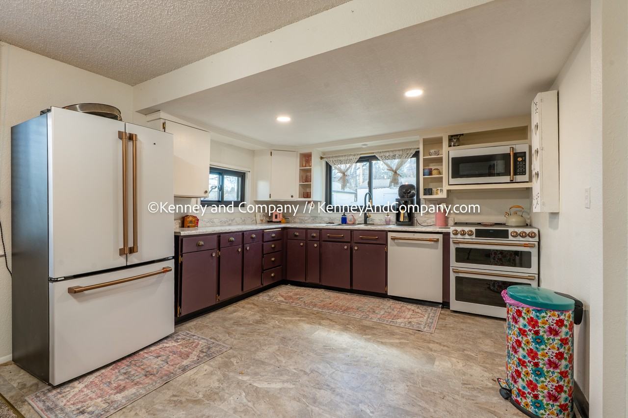 2529 Bott Ave #1 - Photo 4 of 13