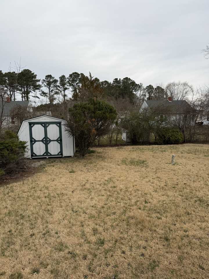 711 Dennis St #1 - Photo 2 of 8