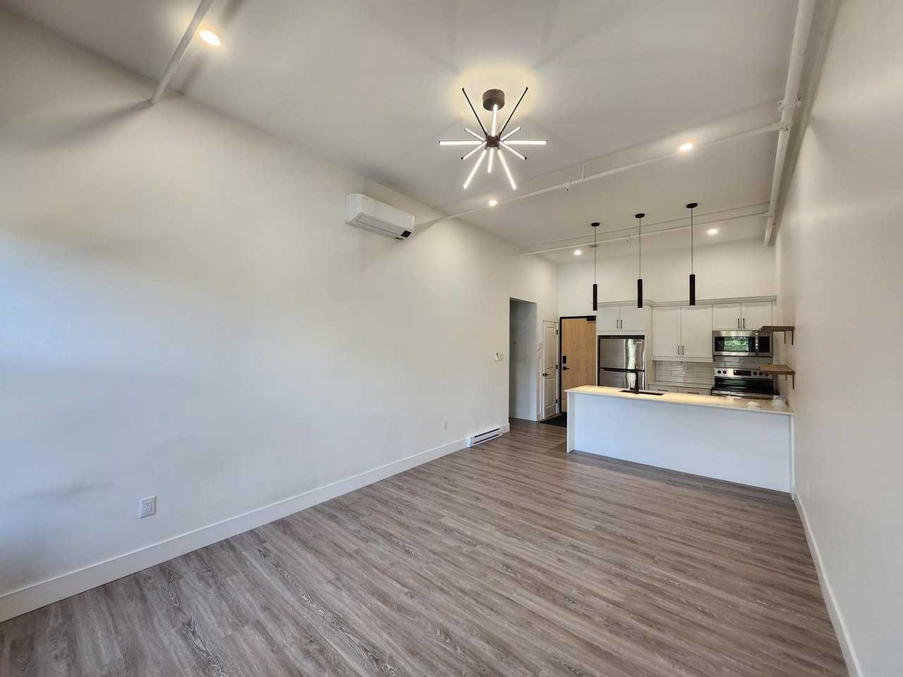 57 Canterbury Streetunit 306 #306 - Photo 4 of 14