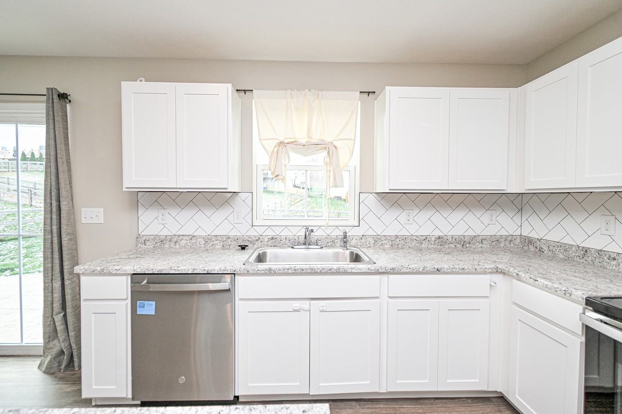 5697 Julia Kate Dr #1 - Photo 6 of 50