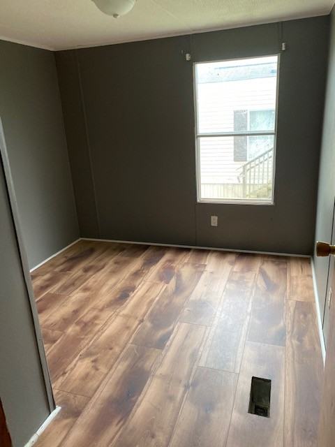 101 Yvonne Ct - Photo 4 of 5