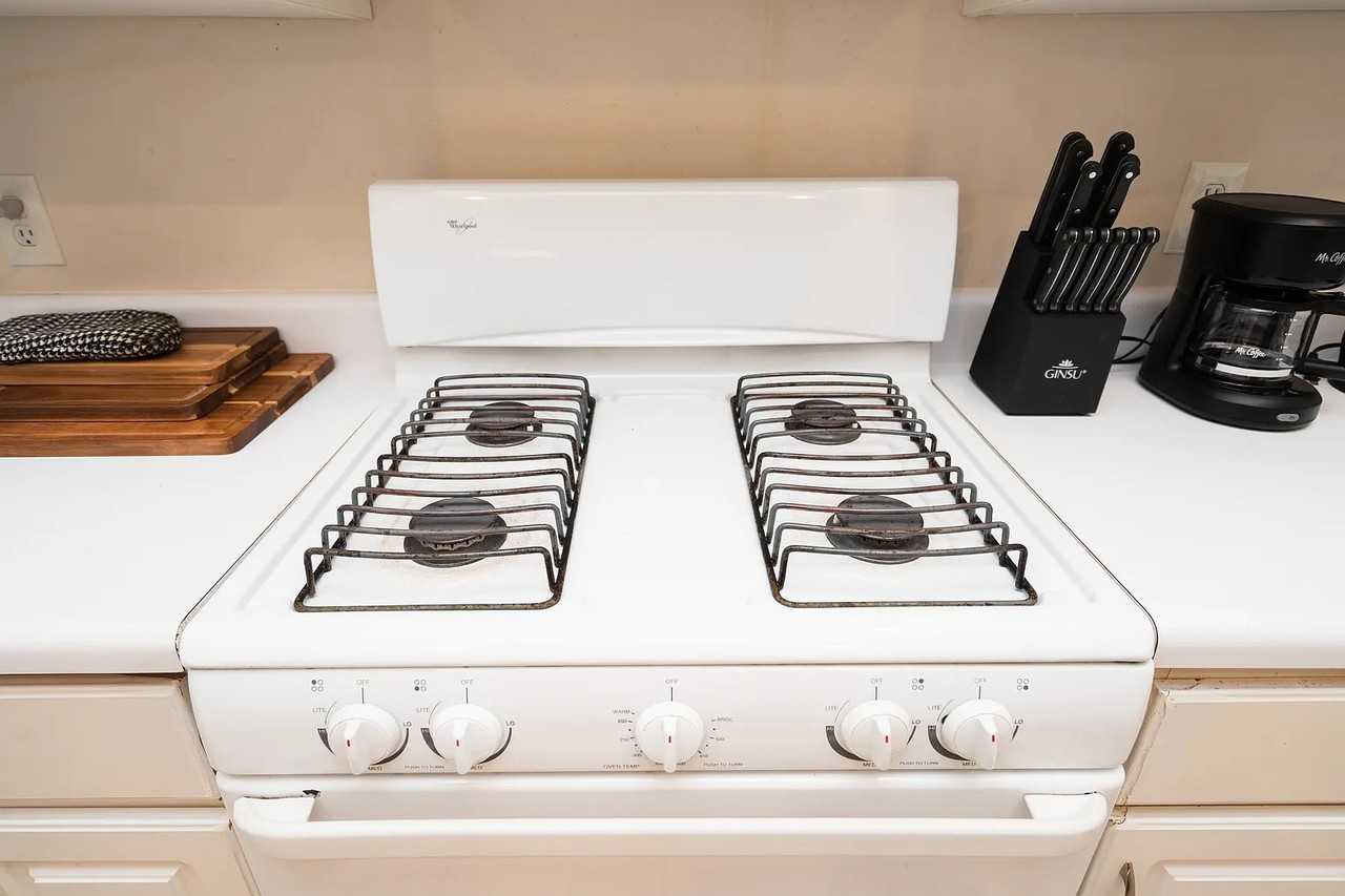 405 Harmony Ct - Photo 6 of 20