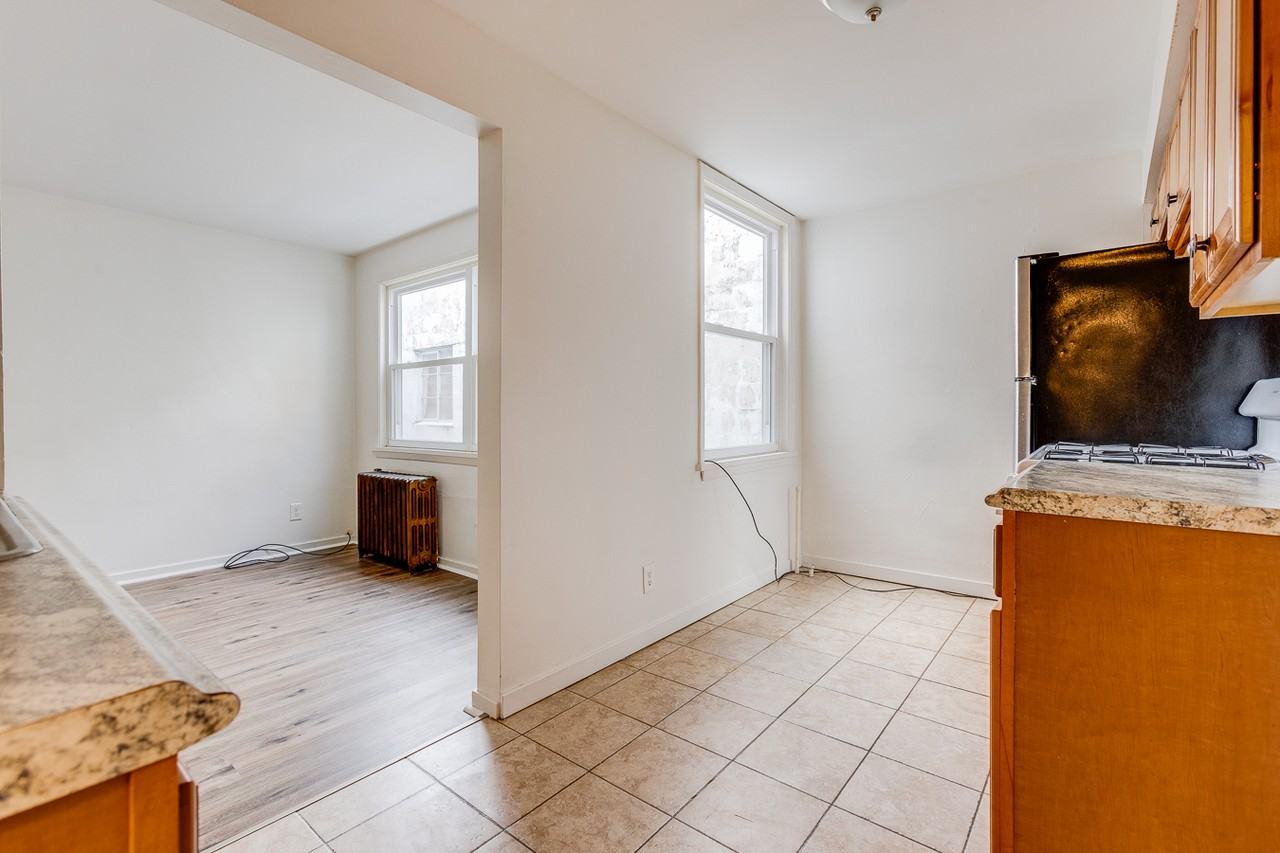 525 Washington Ave #3 - Photo 6 of 18