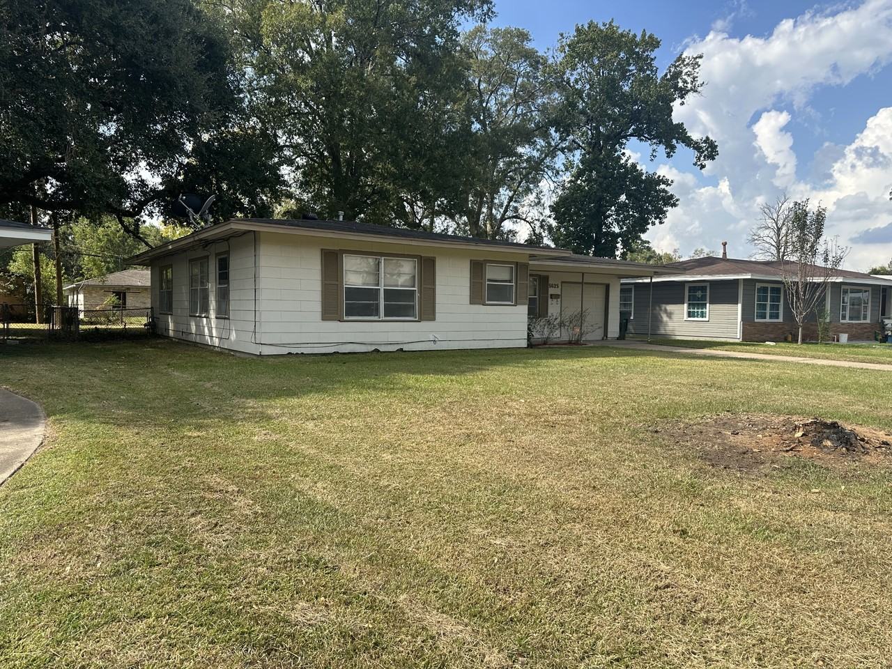 5625 Shivers Dr #1 - Photo 2 of 14