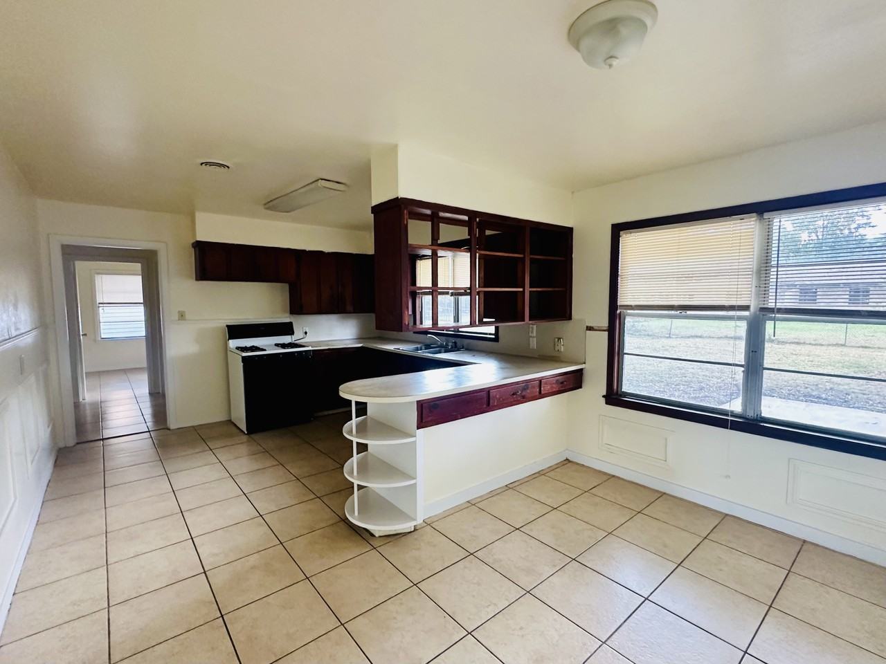 5625 Shivers Dr #1 - Photo 6 of 14