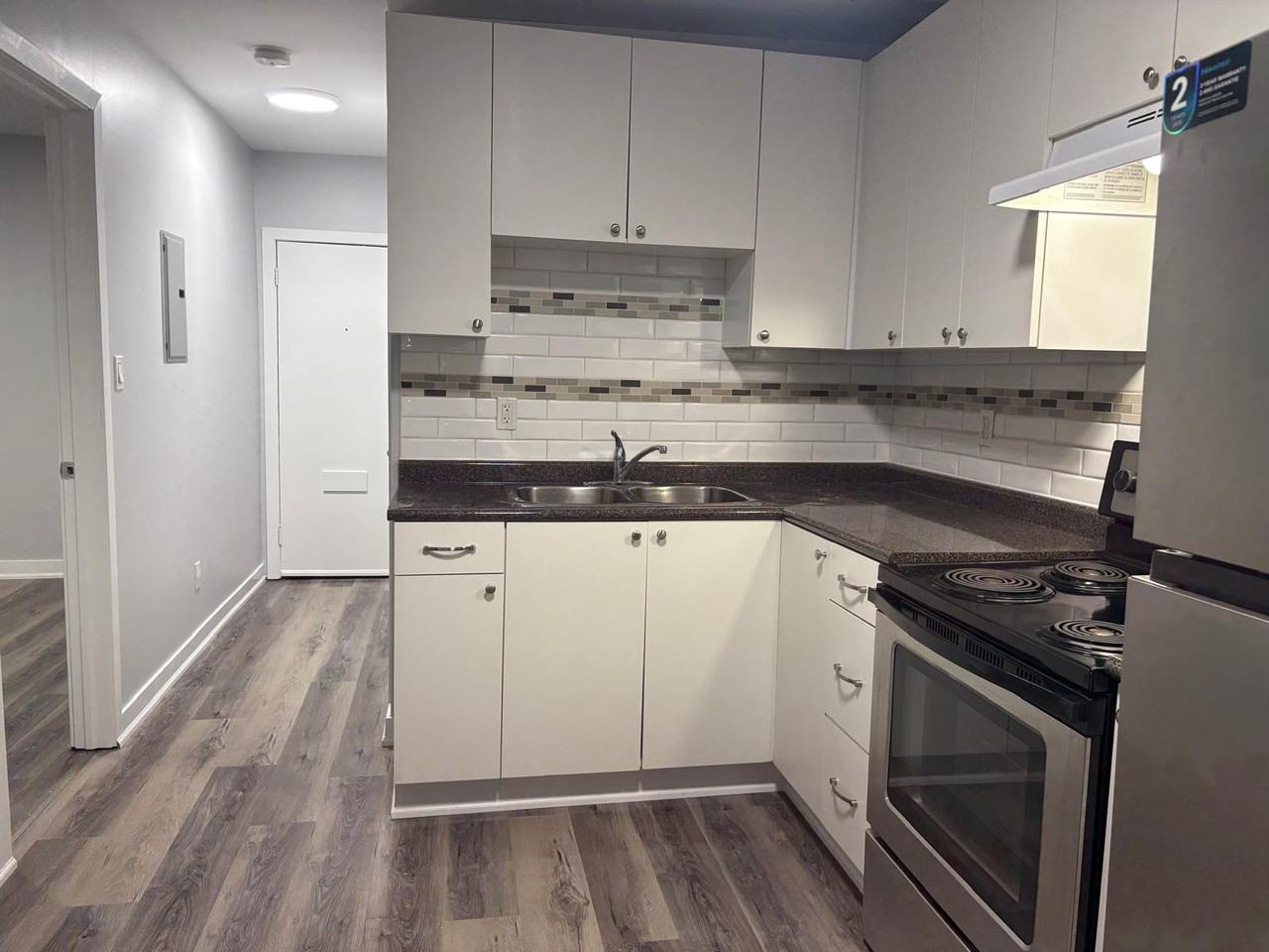 533 Concession Street #3 - Photo 2 of 8