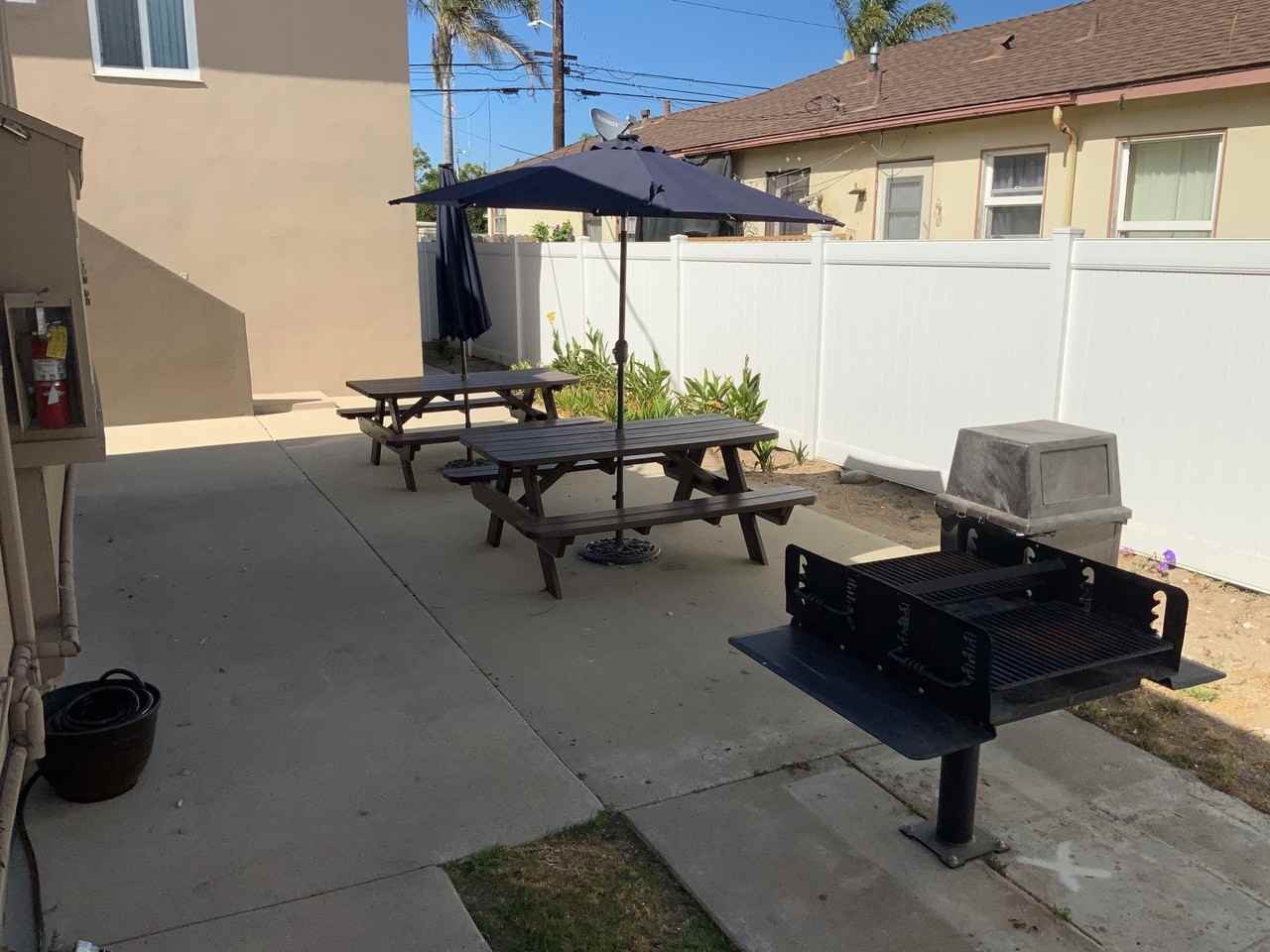 240 N 2nd St - Photo 4 of 8