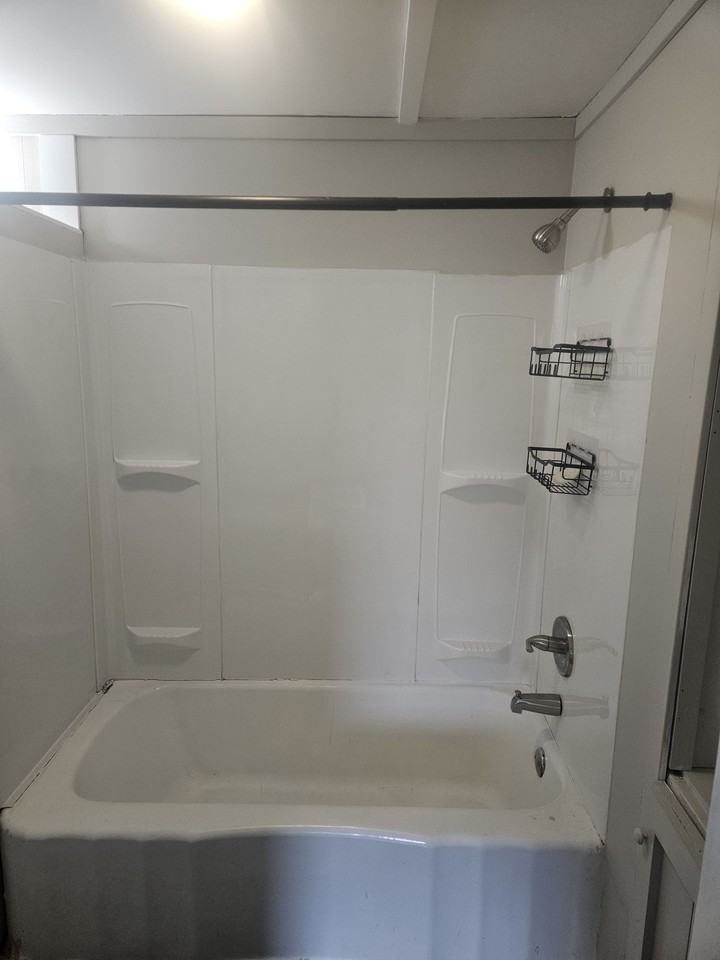 207 E Hamtramck St #B - Photo 4 of 7