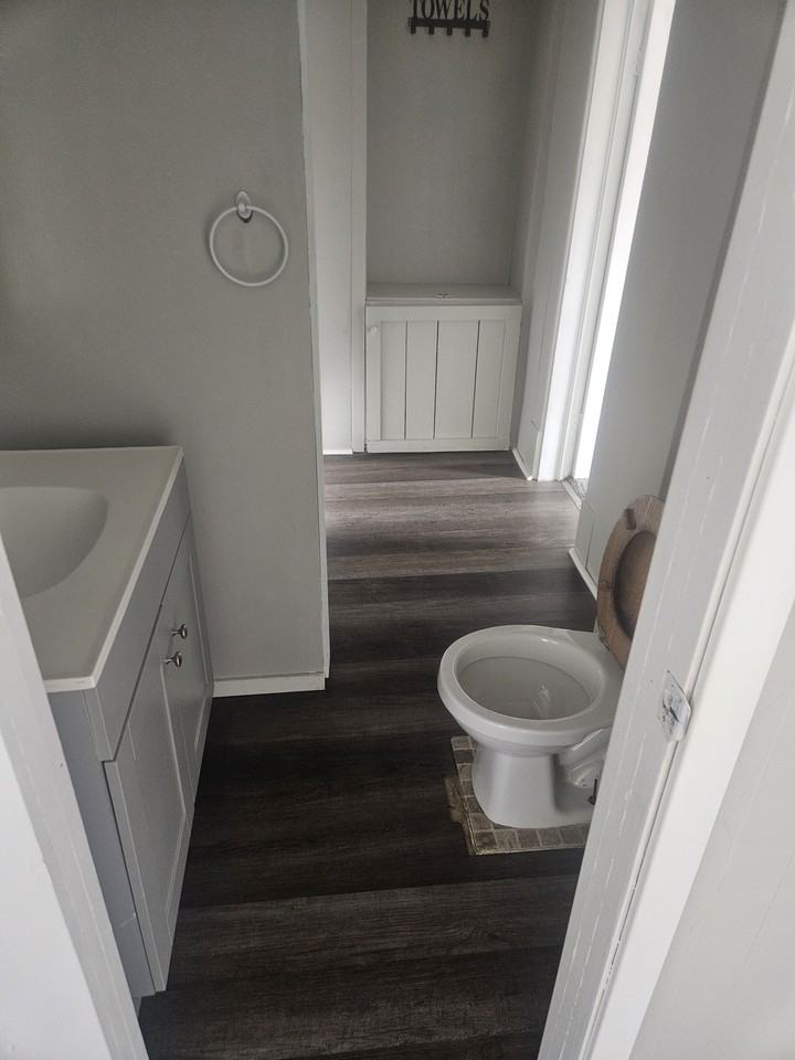 207 E Hamtramck St #B - Photo 7 of 7