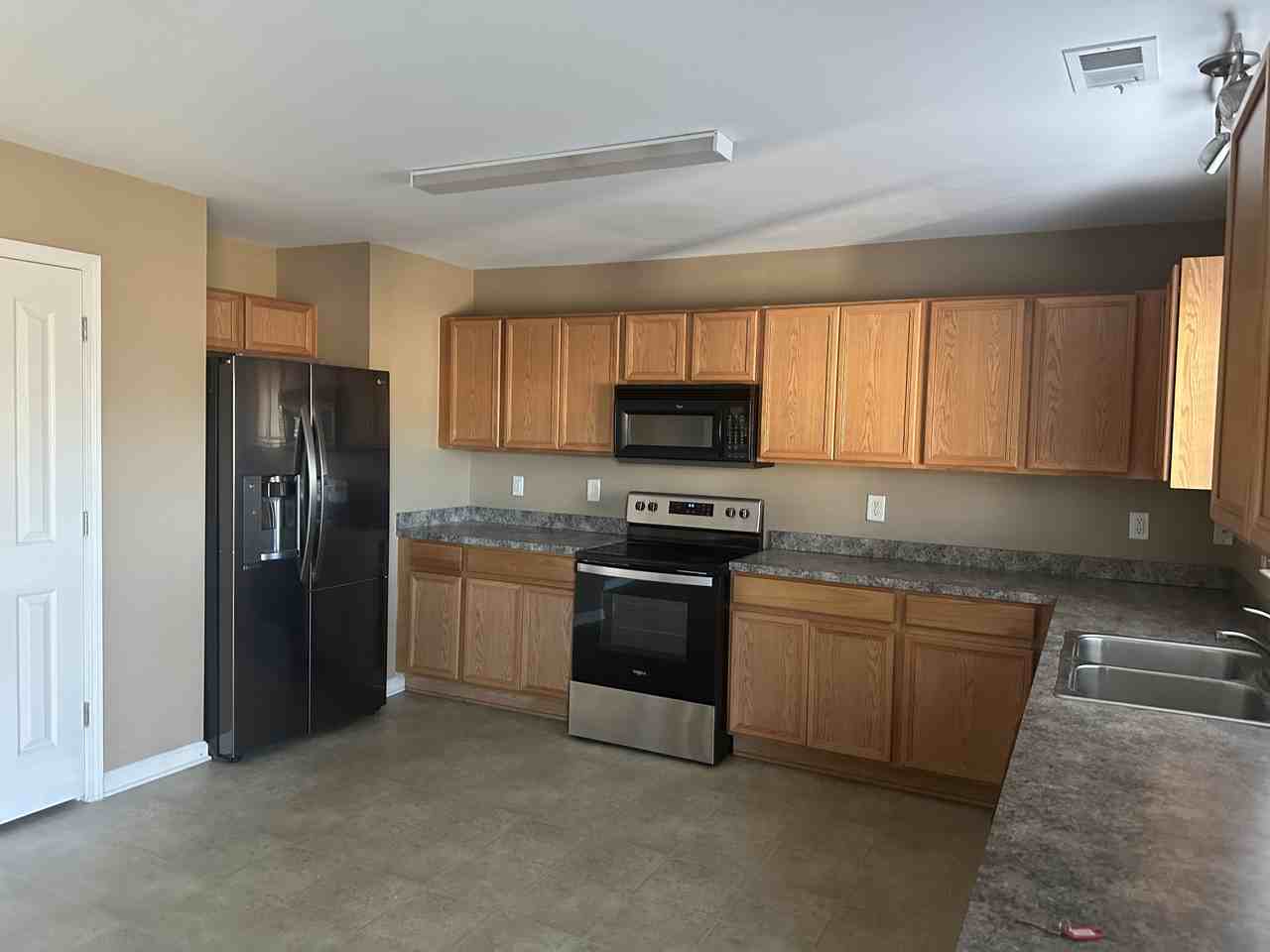 184 Stonewood Crossing Dr #1 - Photo 6 of 22