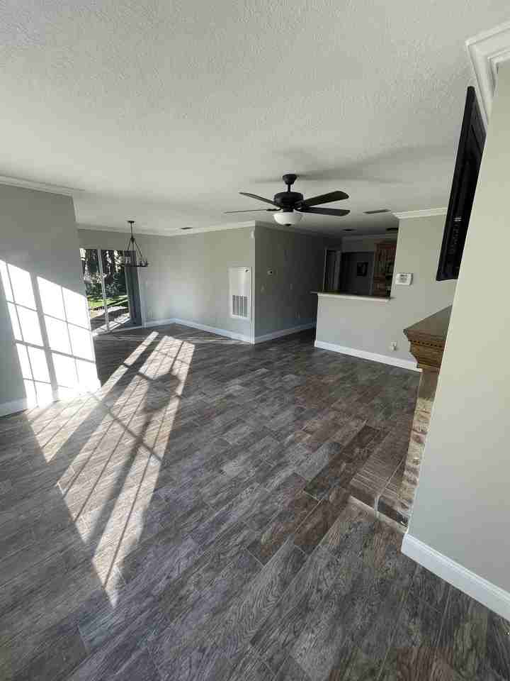 937 Birmingham Court - 1Unit 105 #1 - Photo 2 of 21