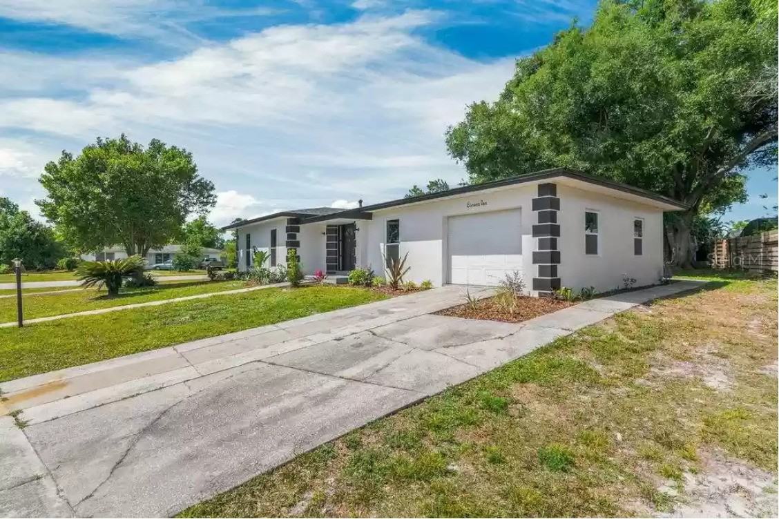 1110 E Page Dr #1 - Photo 2 of 30