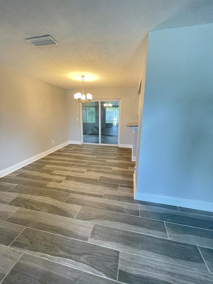 1110 E Page Dr #1 - Photo 4 of 30