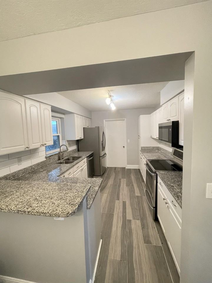 1110 E Page Dr #1 - Photo 5 of 30