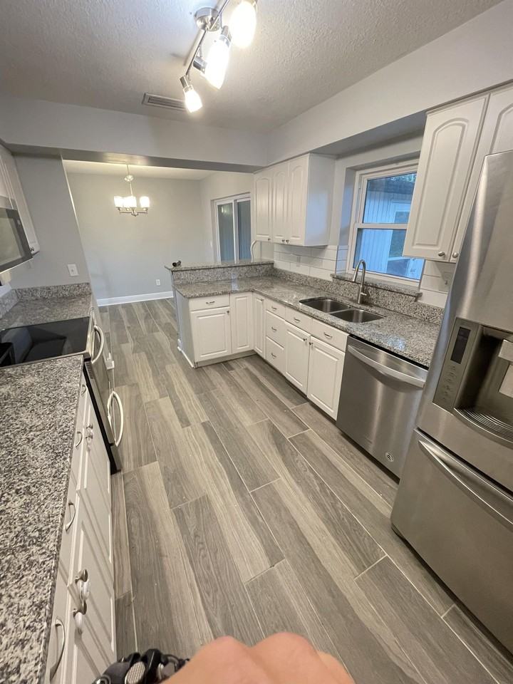 1110 E Page Dr #1 - Photo 6 of 30