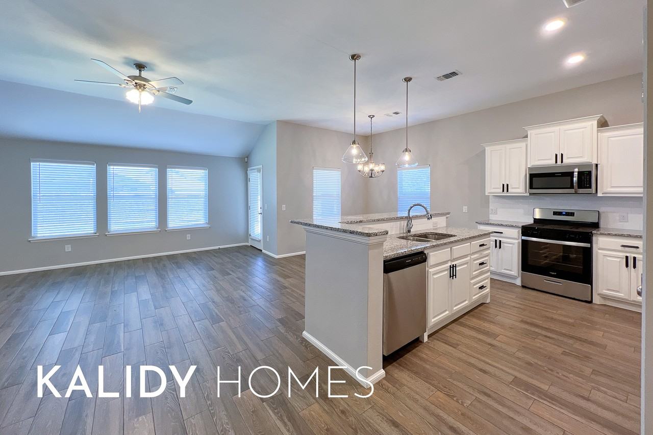 12925 Nw 4th Ter #1 - Photo 7 of 33