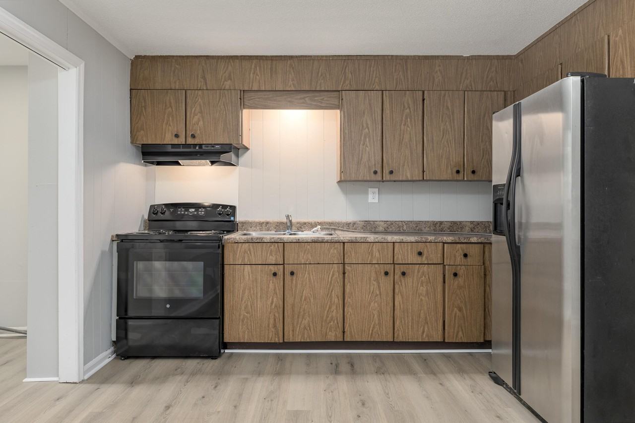 7742 Holiday Hills Cir #1 - Photo 3 of 32