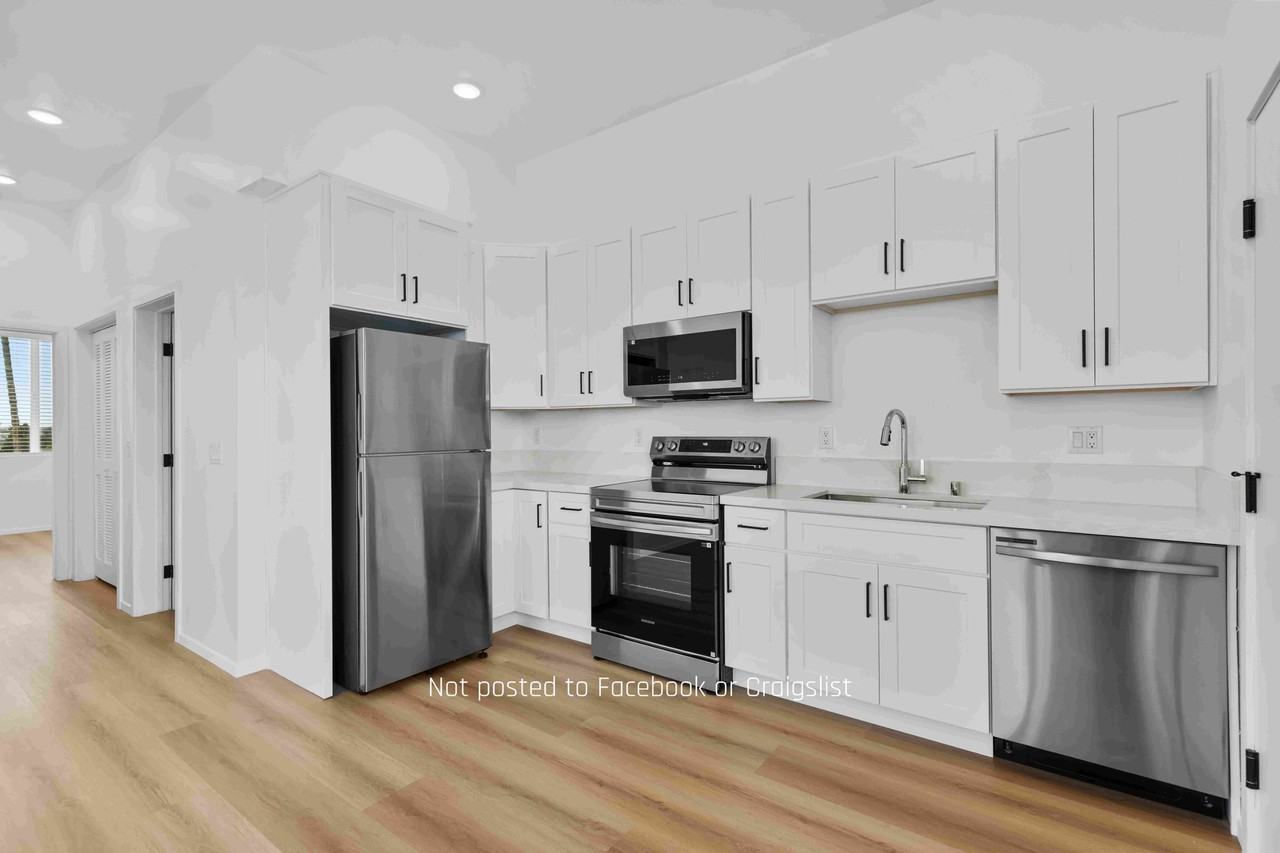 2850 Nye St #2 - Photo 2 of 8