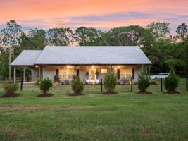 featured image of 5660 Deer Path Ln #1