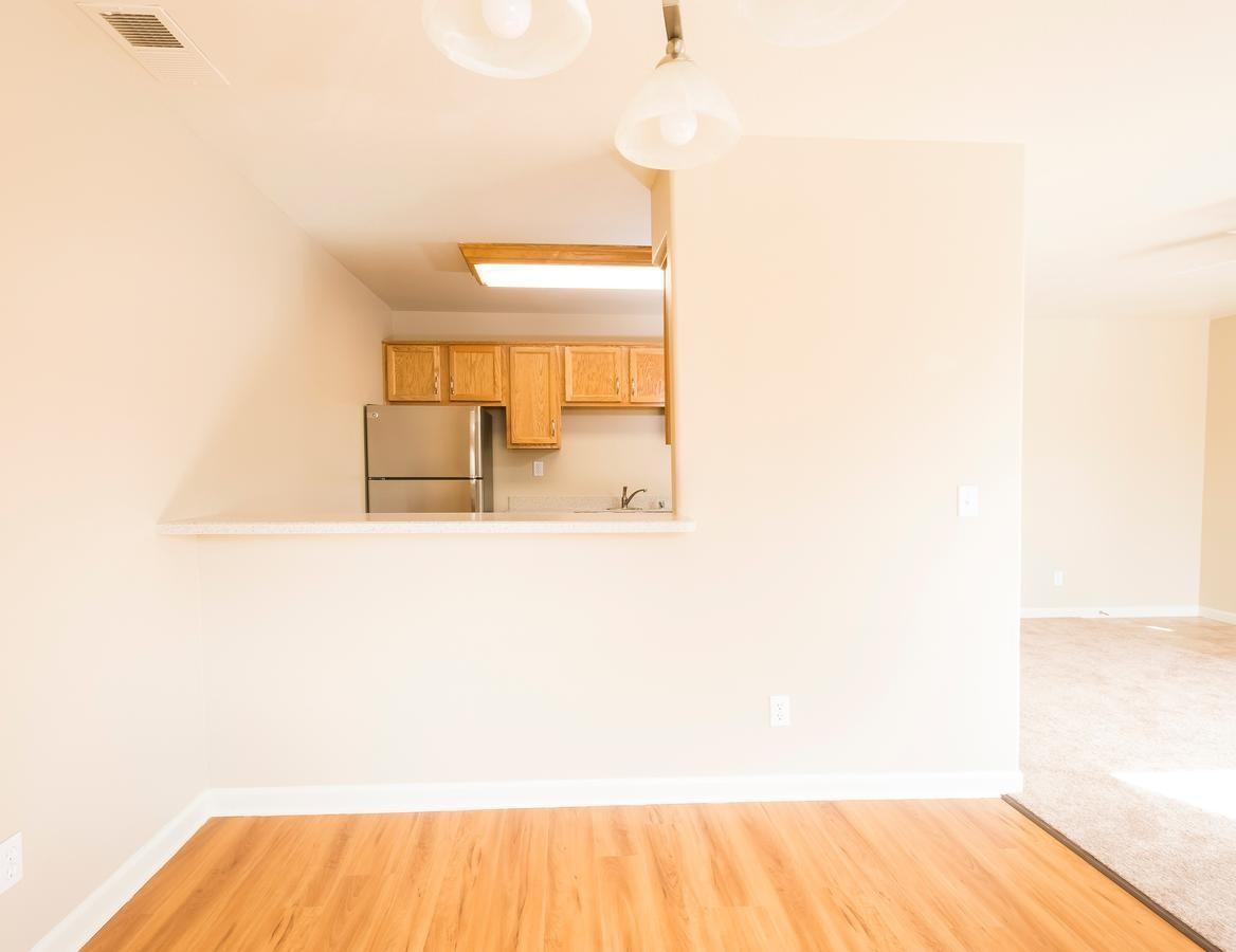 1802 F St - Photo 2 of 8