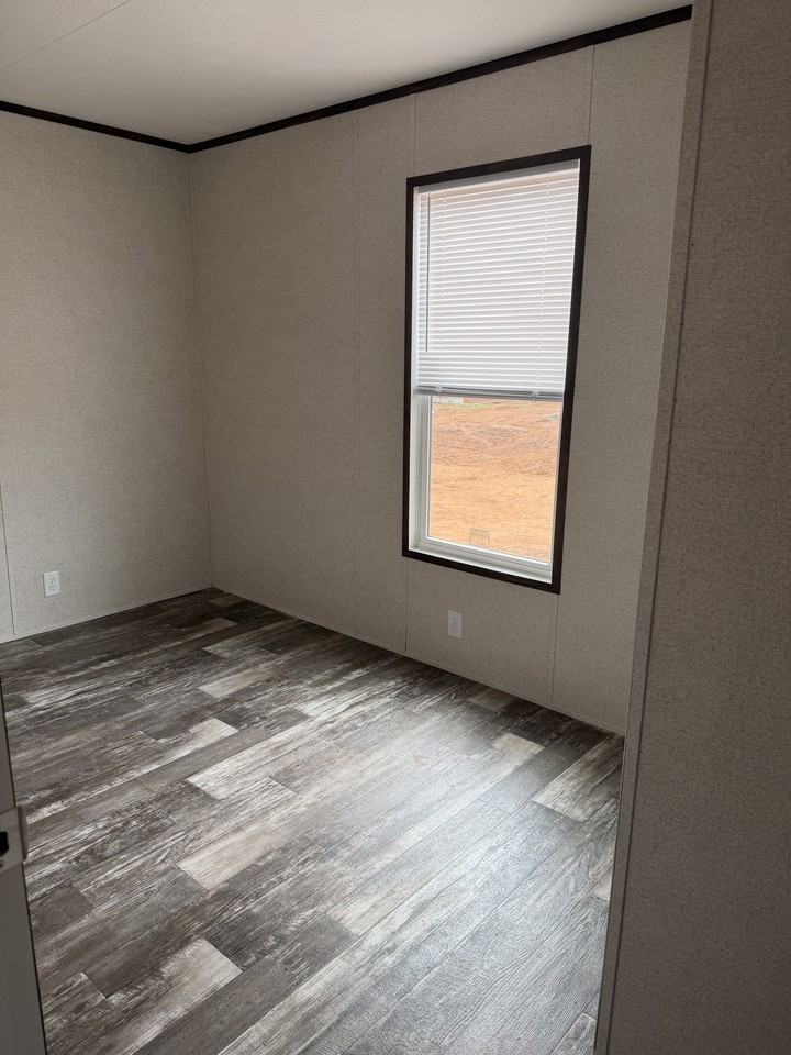 408 Parker St #1 - Photo 3 of 12