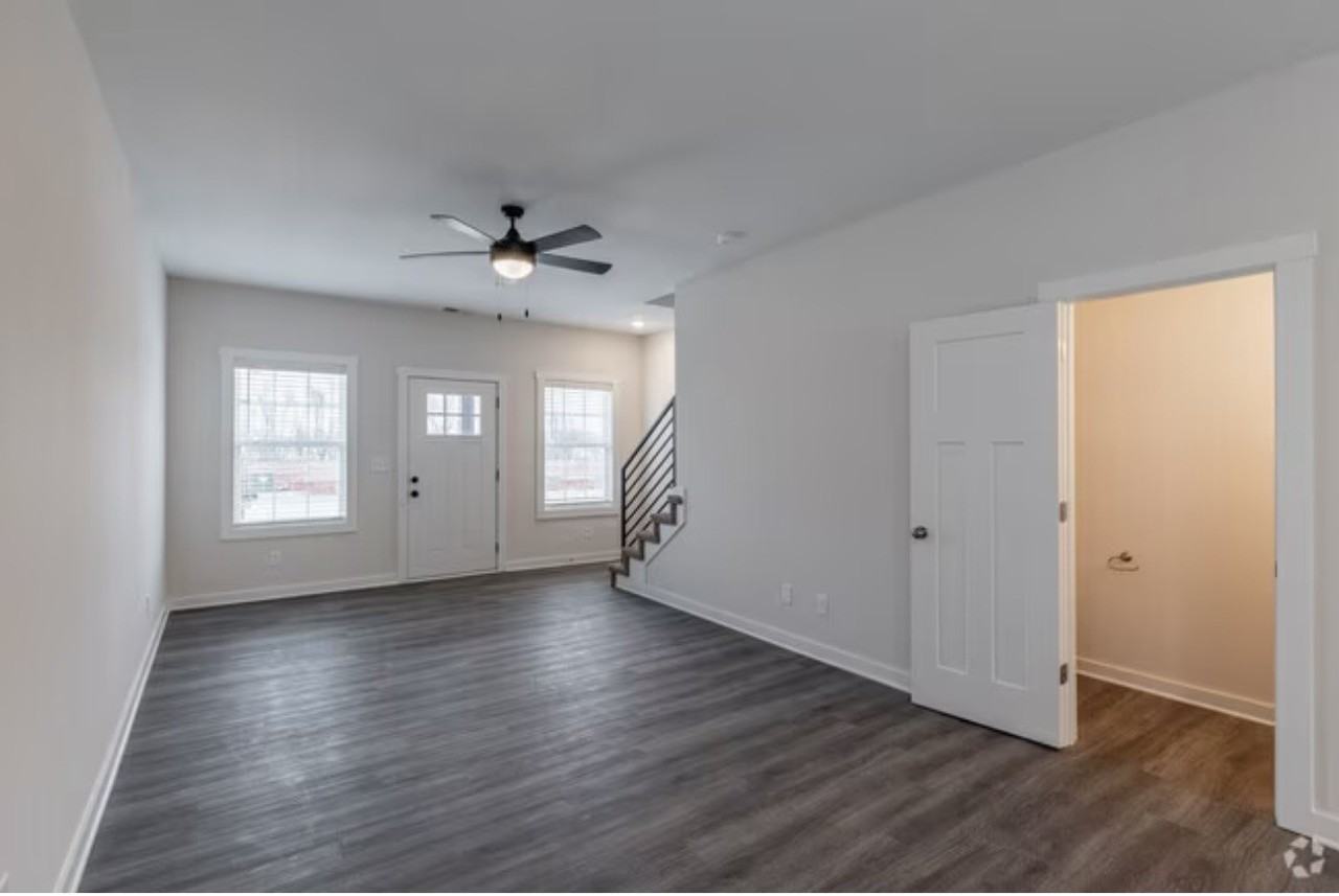 102B Aviator Cir #102B - Photo 4 of 10