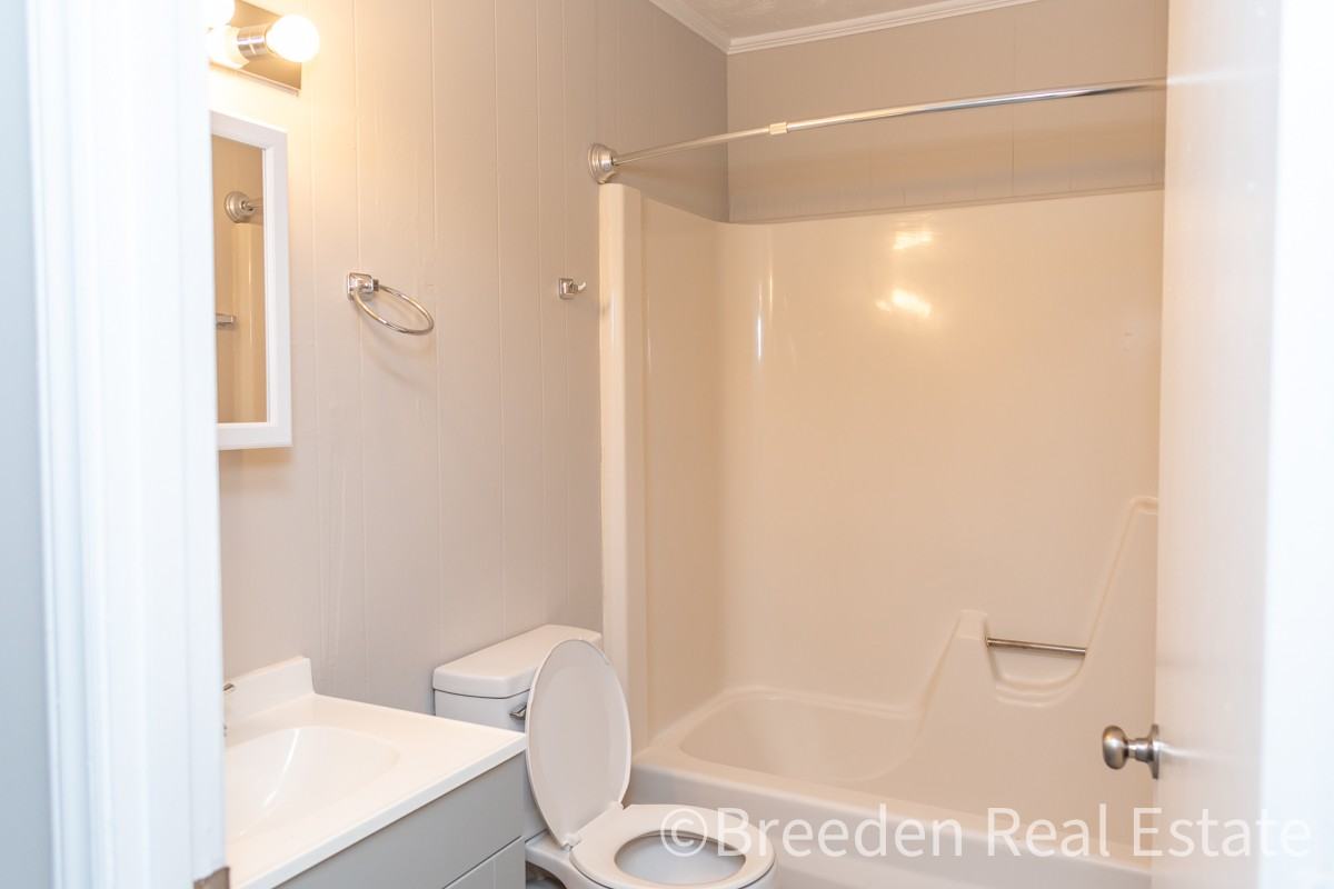 2697 Gamecroft St #1B - Photo 5 of 13