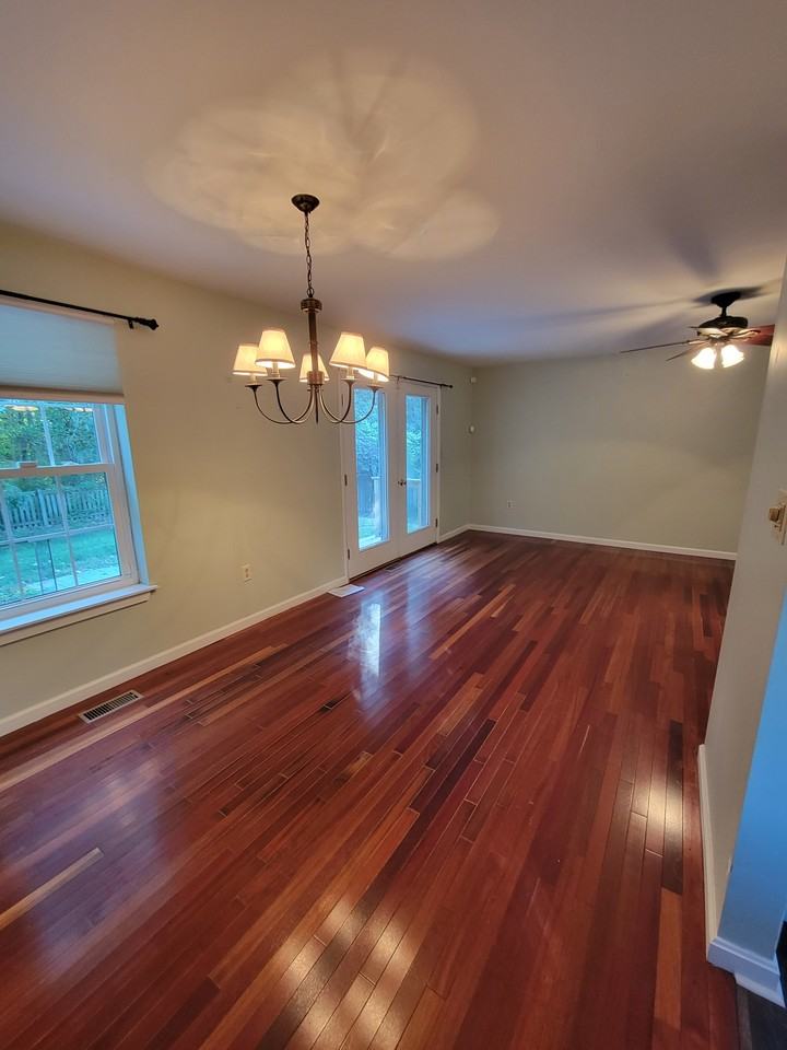 9115 Honeysuckle Dr #1 - Photo 5 of 11