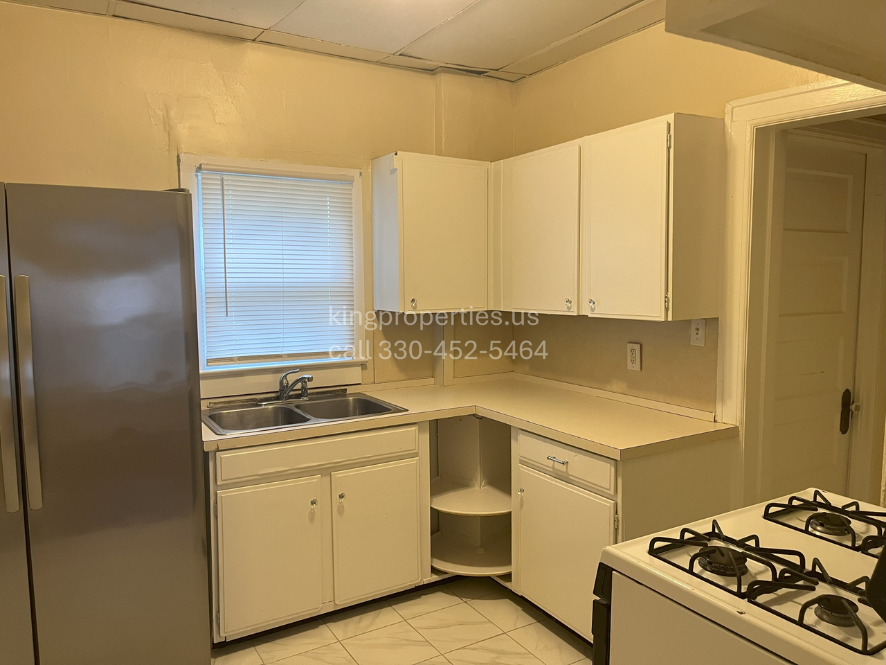 1720 Grace Ave Ne #1 - Photo 5 of 11