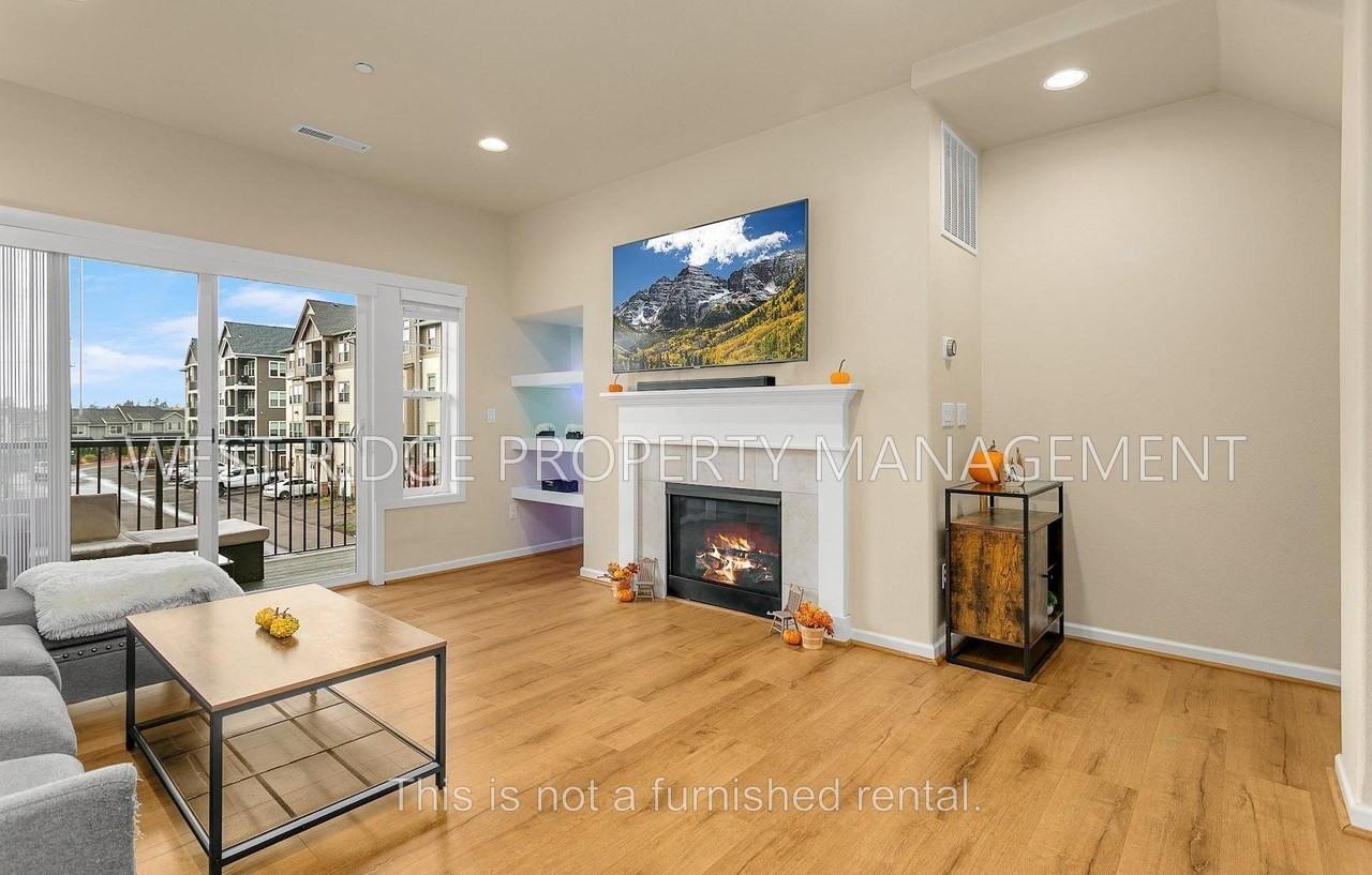 13319 Sw 169th Ave #1 - Photo 4 of 20