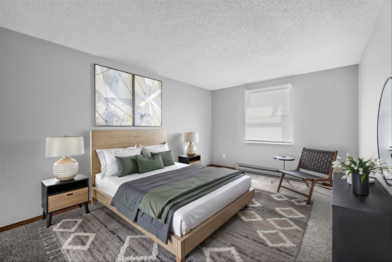 Roosevelt on Main Apartments - Photo 3 of 15