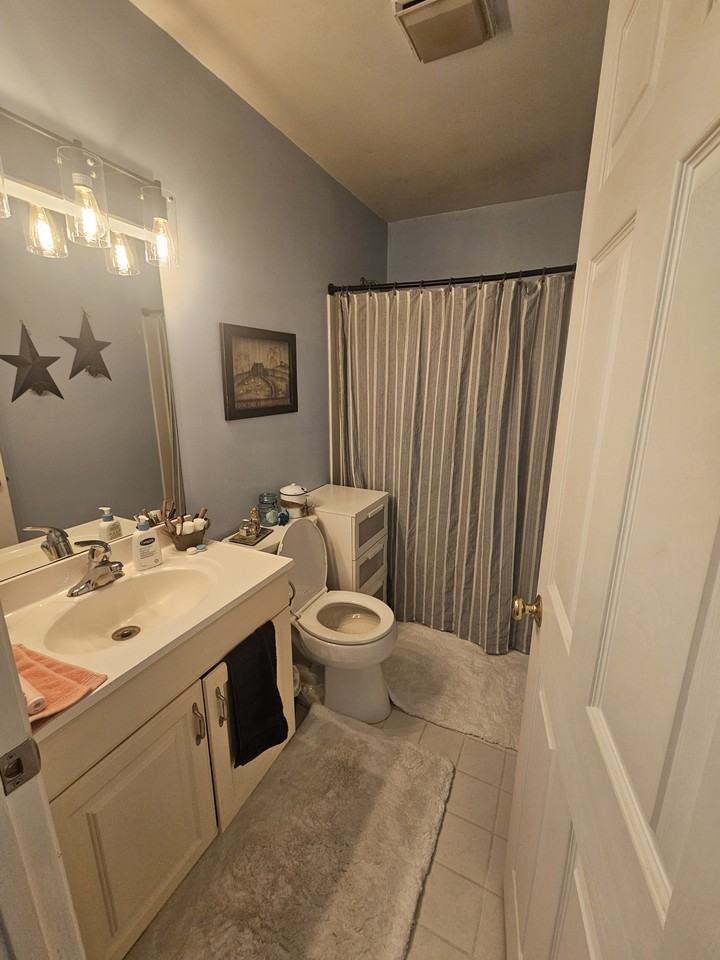 24101 Asbury Dr #1 - Photo 5 of 10