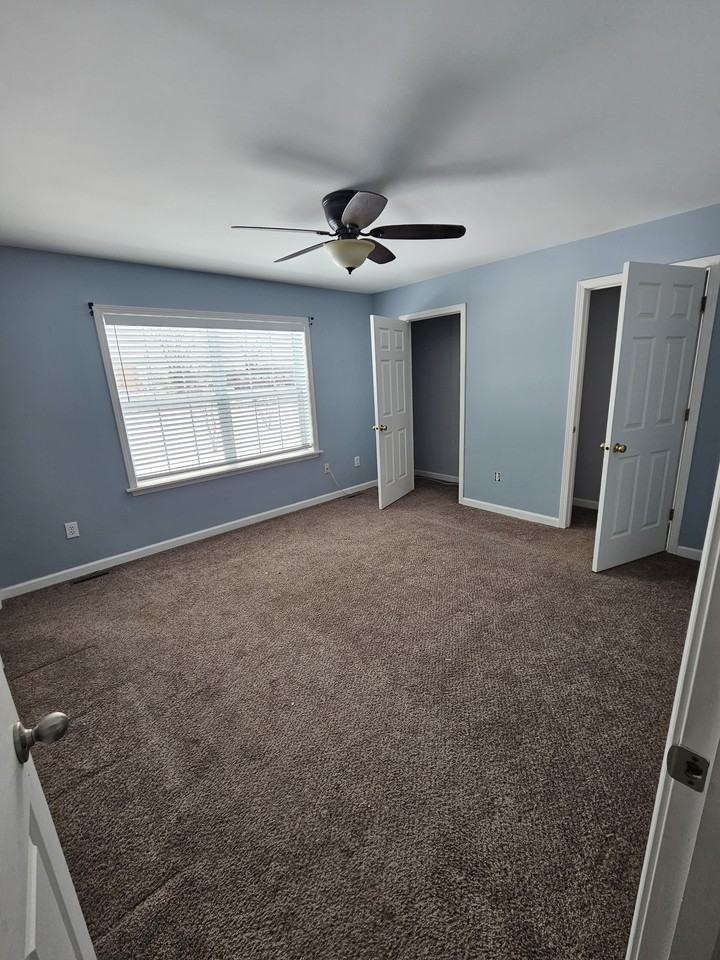 207 Broad St #1 - Photo 5 of 8