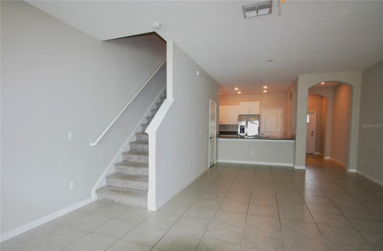 812 Royal Empress Dr #1 - Photo 6 of 17