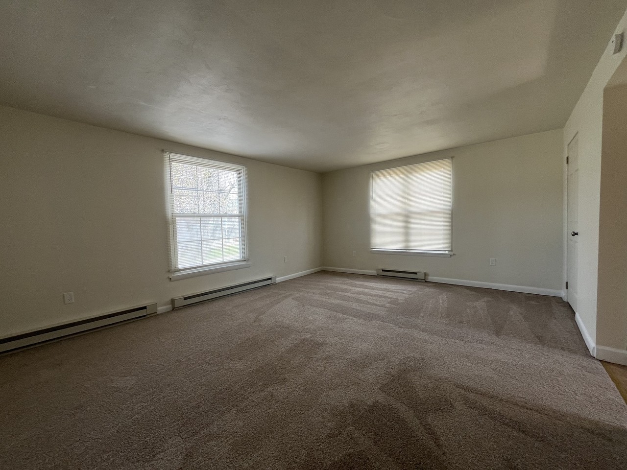 121 N York St #2 - Photo 5 of 15